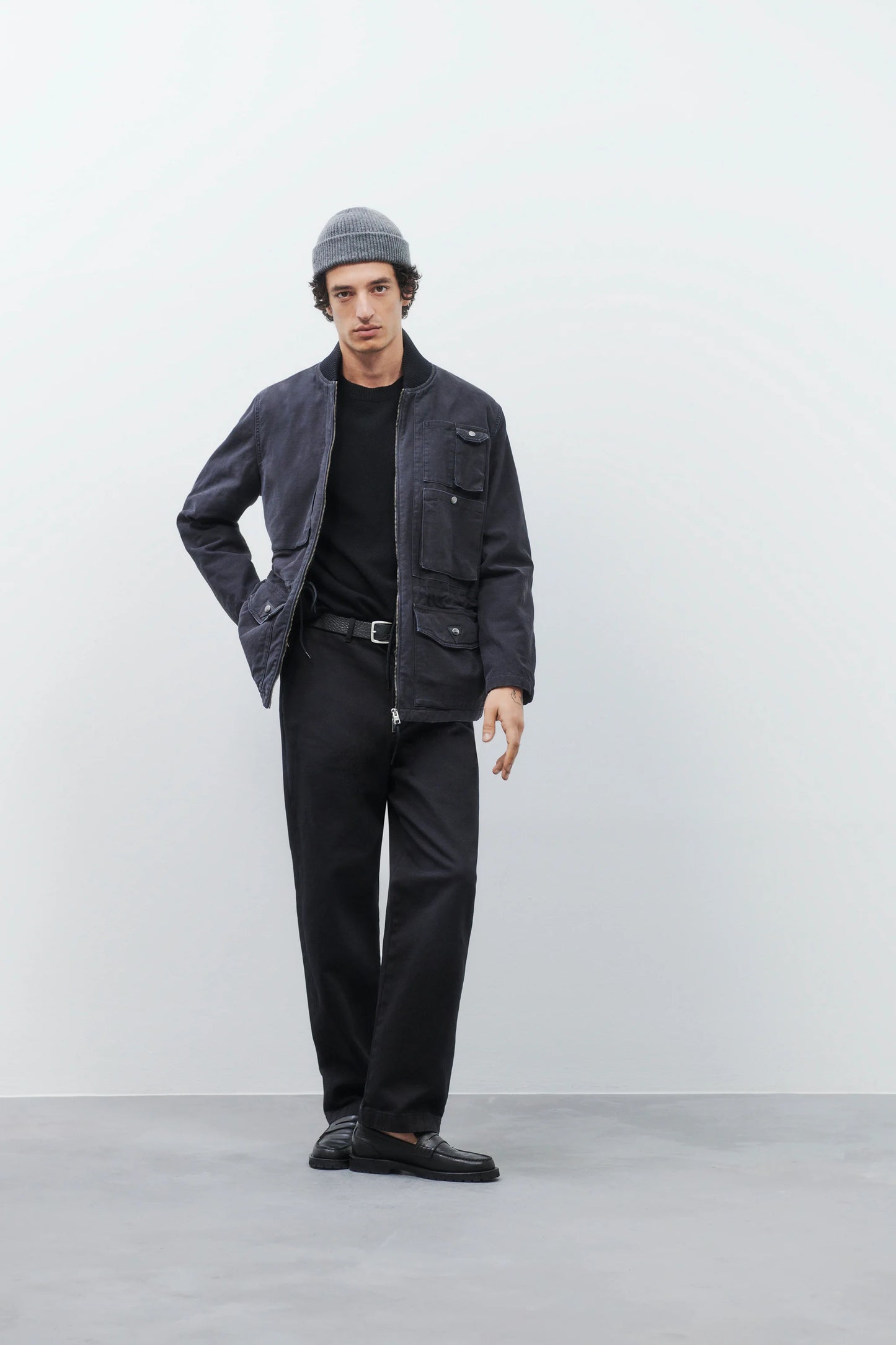 Closed Trouser Man Fairport Black
