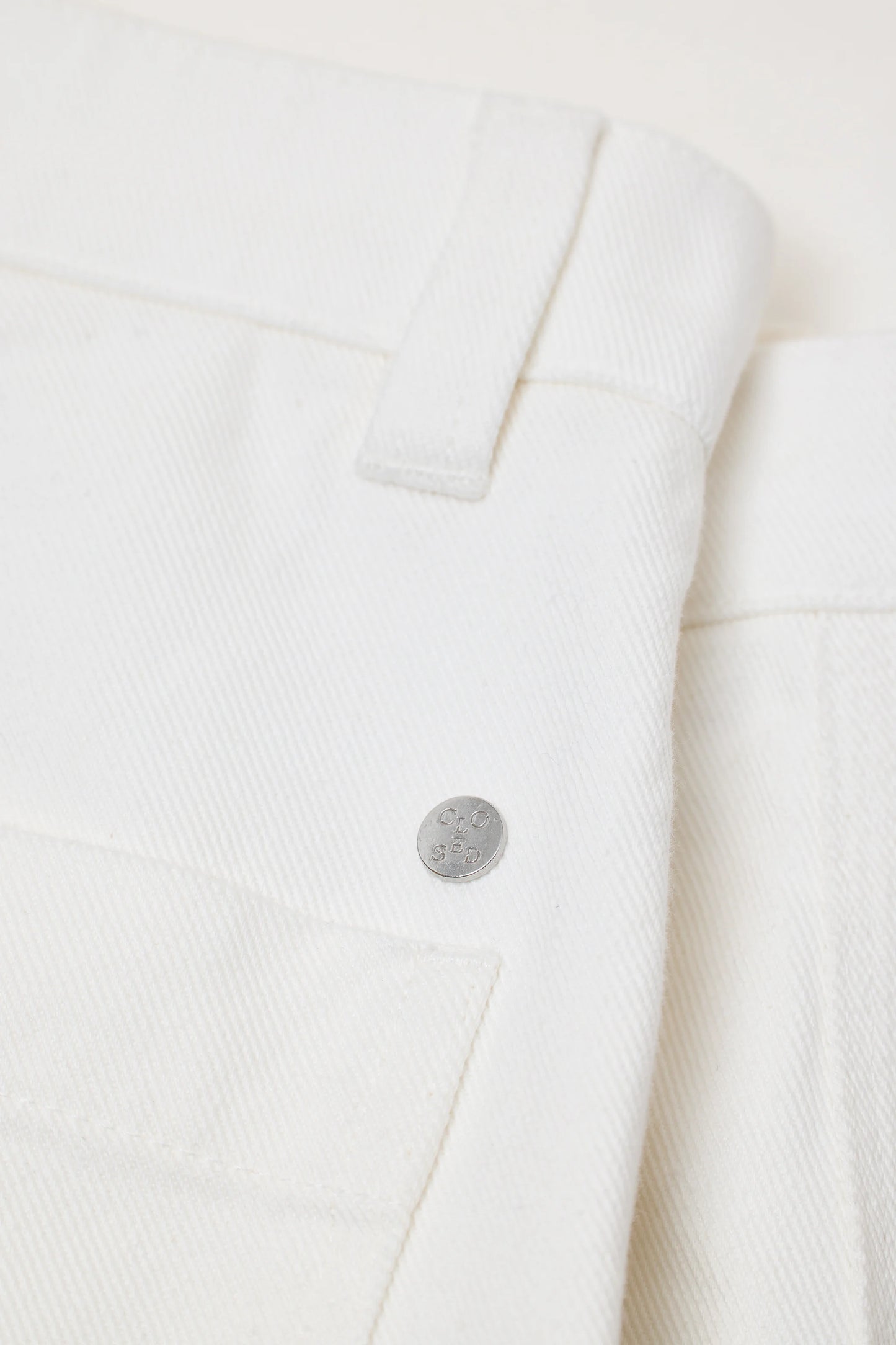 Closed Trouser Man Toledo Ivory