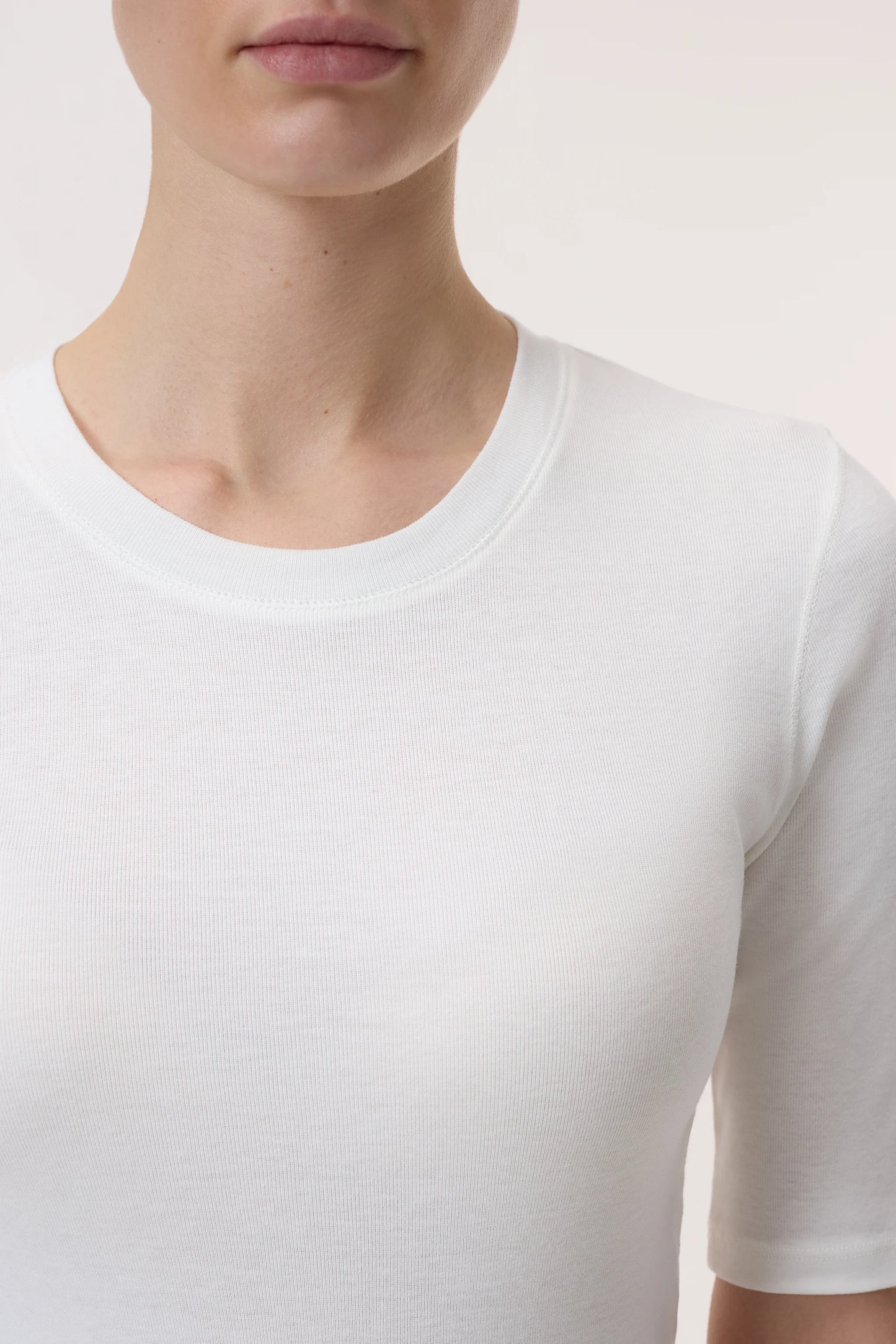 Closed T-shirt Woman Crewneck Shortsleeve Ivory