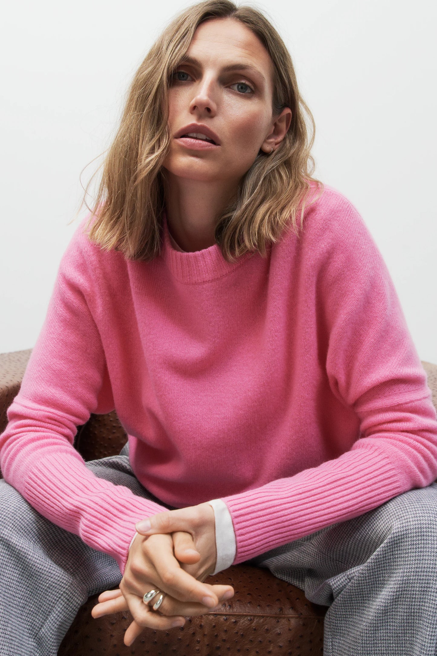 Closed Sweater Woman Crew Neck Cropped Flamingo Pink