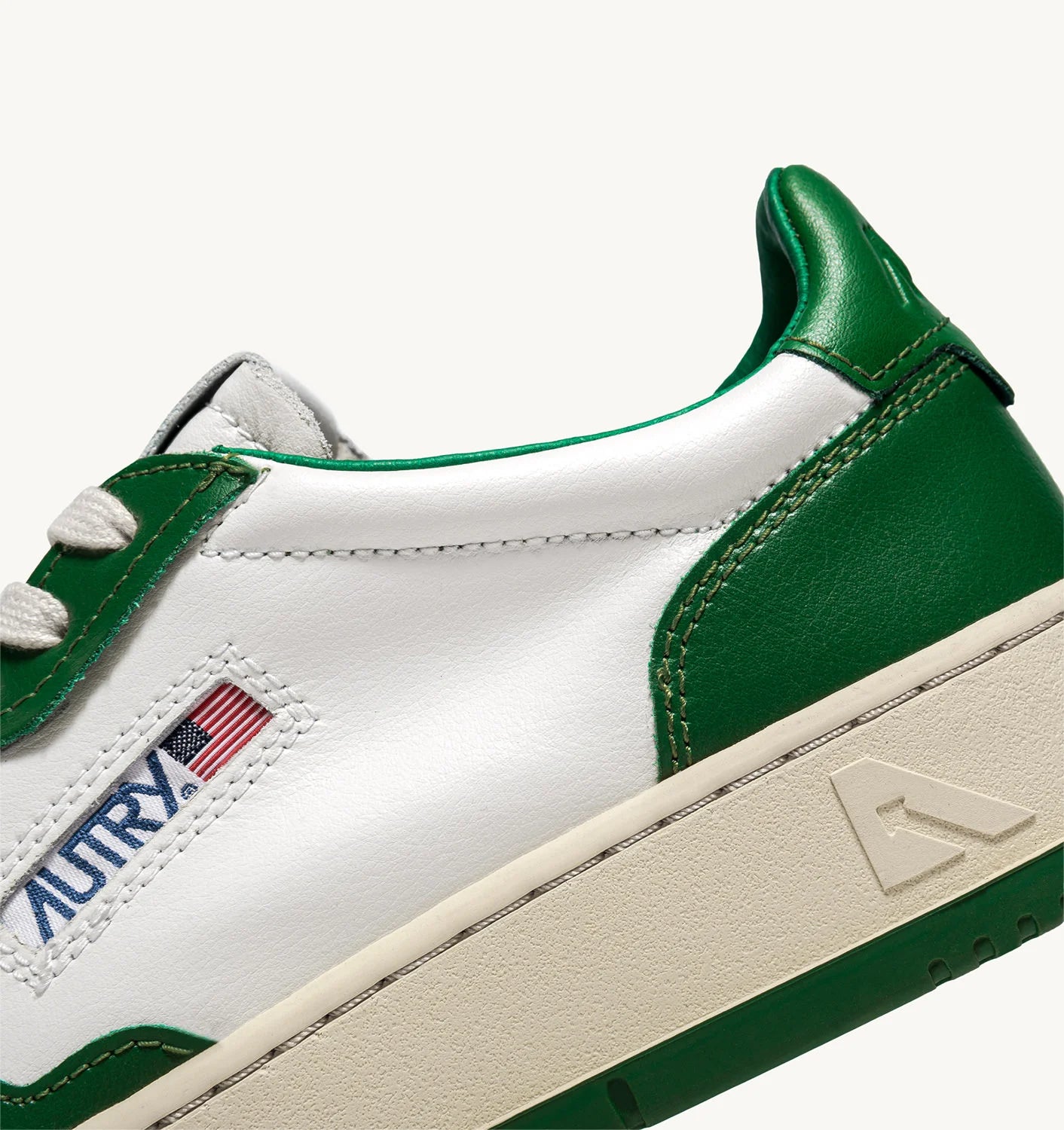 Autry WB03 White/Green Bicolor Sneakers