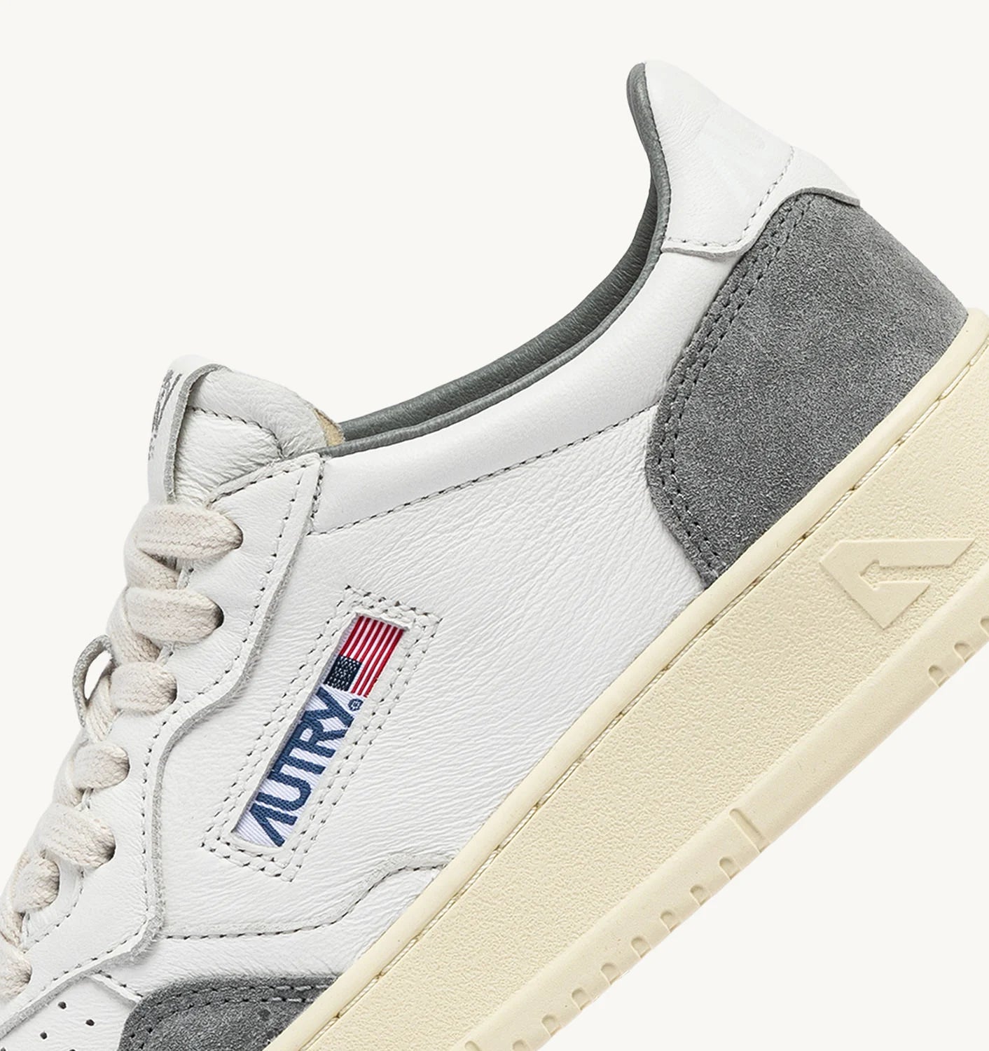 Autry GS37 White/Grey sneakers