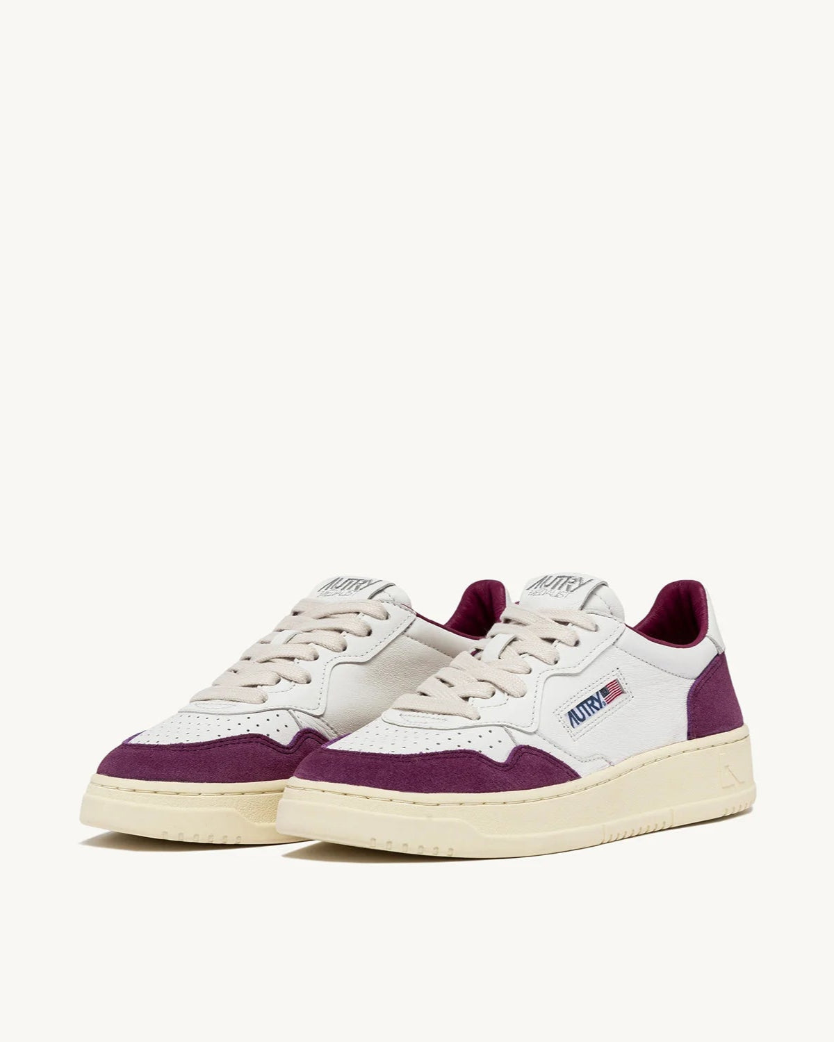 Autry GS39 White/Scarlet sneakers