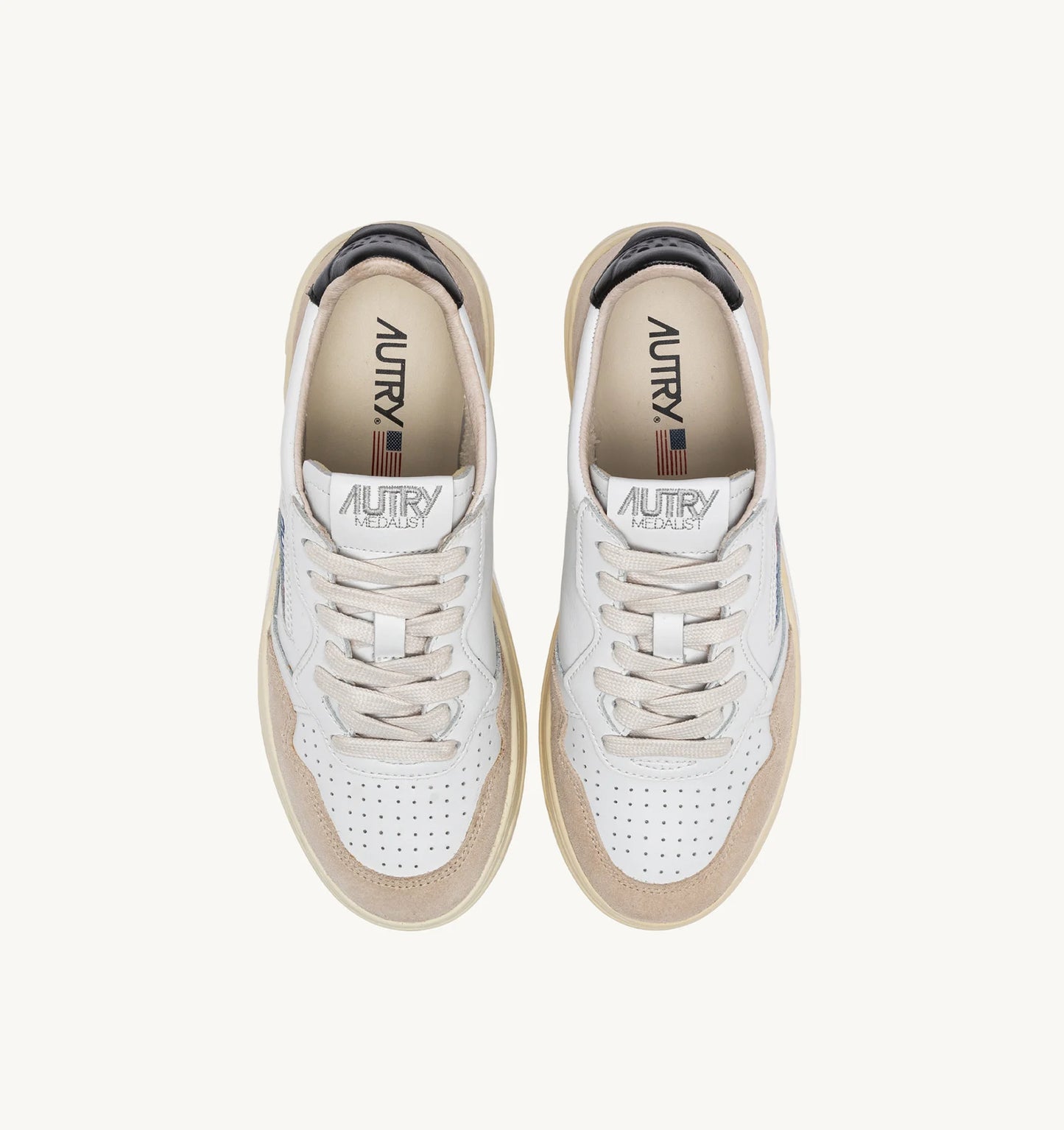 Autry LS21 White/Black sneakers