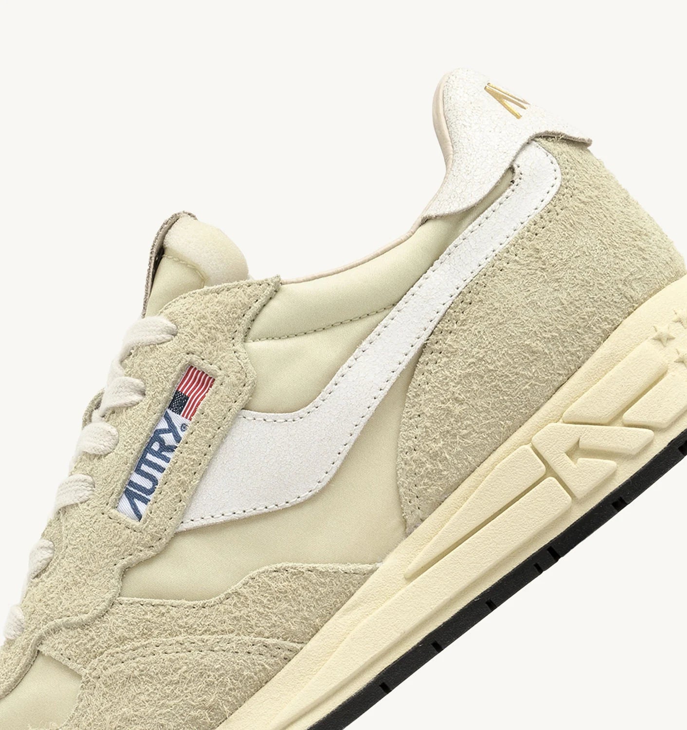 Autry NC12 Nylon/Crack Wht/Vapblu sneakers