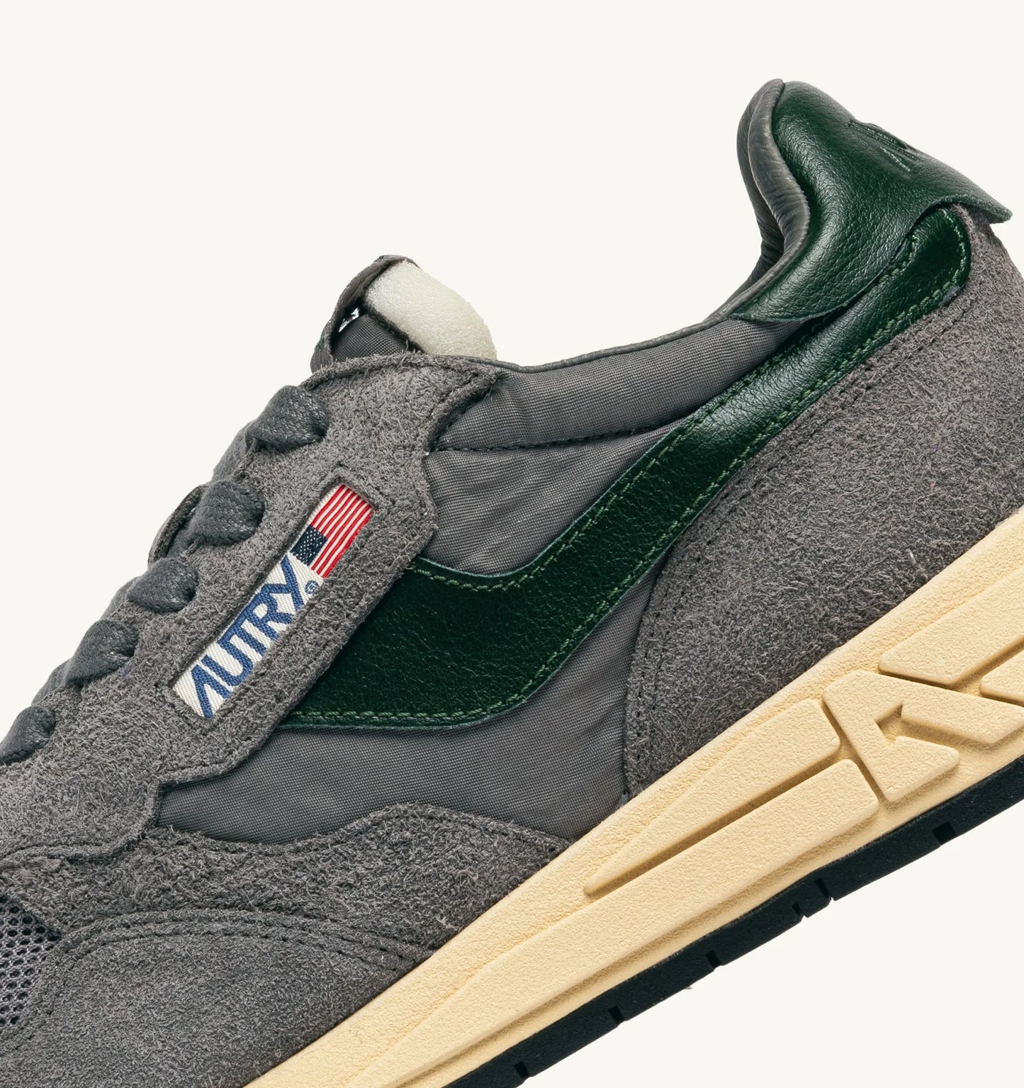 Autry UT20 Suede/Net Nhtowl/Mount sneakers