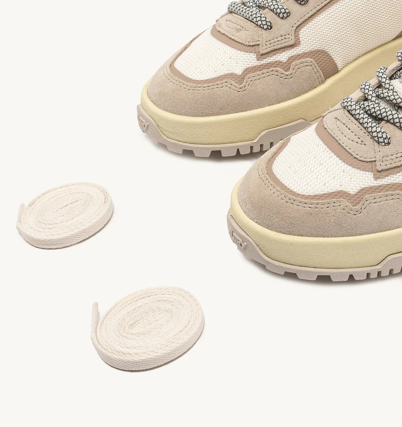 Autry AK03 Whis/Sand sneakers