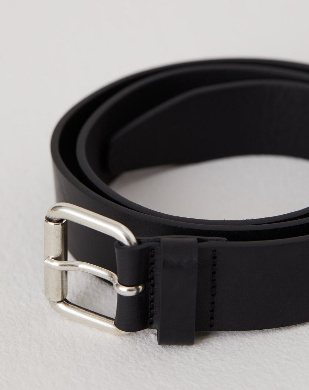 Closed Belt Man Black