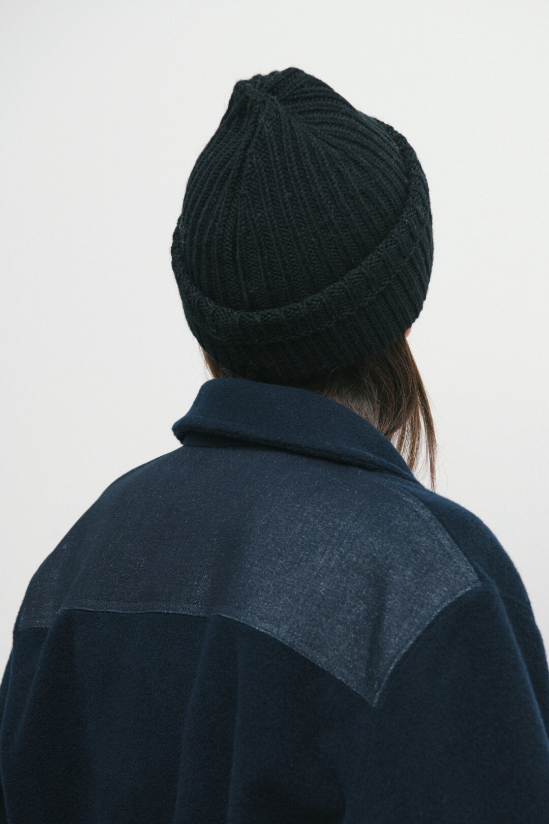 Closed Hat 2 Black