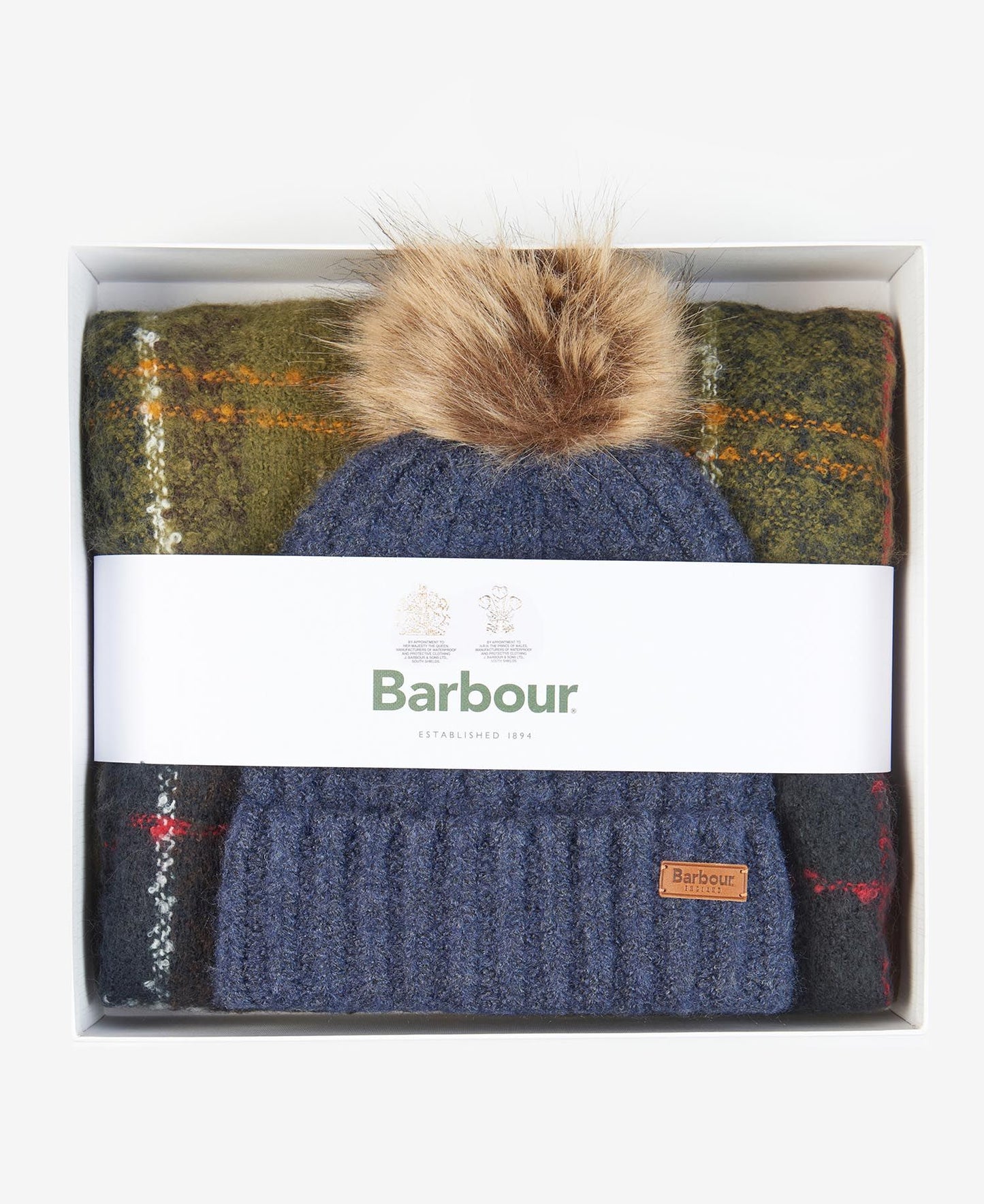 Barbour Scarf & Beanie Gift Saltburn Classic