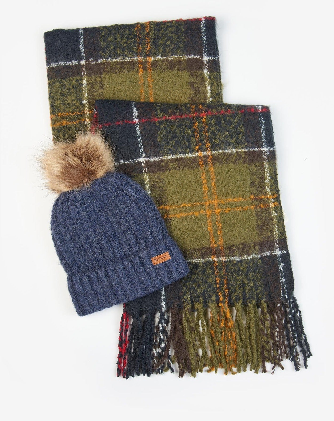 Barbour Scarf & Beanie Gift Saltburn Classic