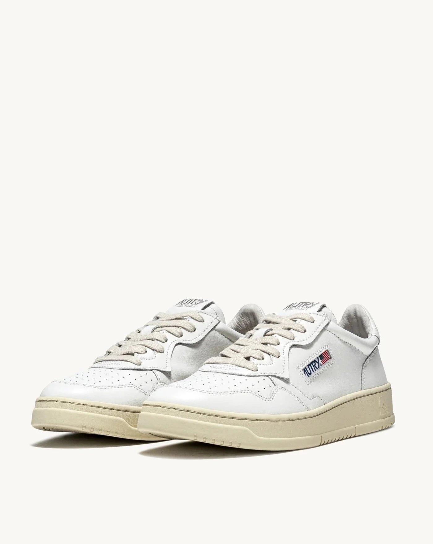 Autry LL15 White/White sneakers