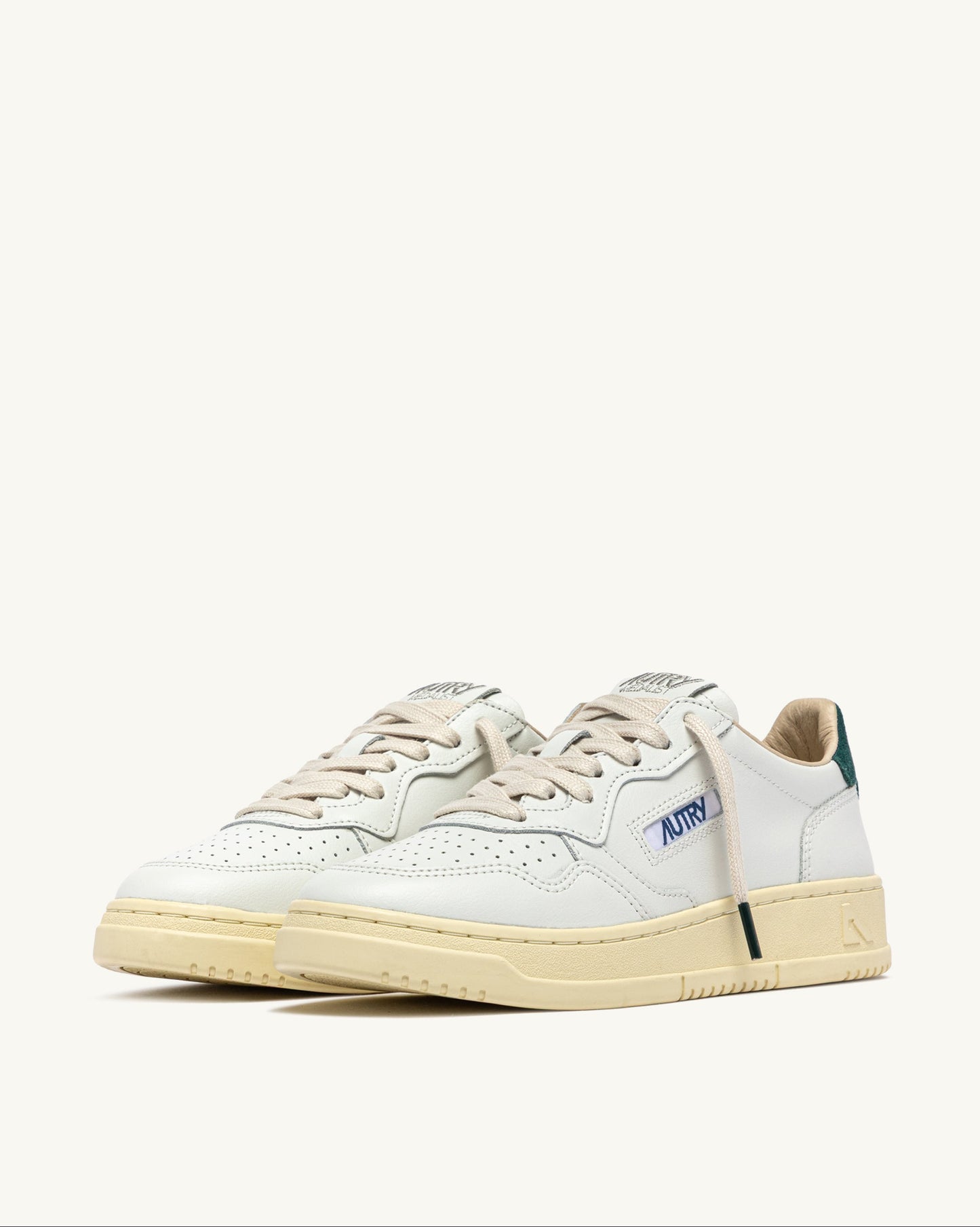 Autry BJ02 White/Dark Sea