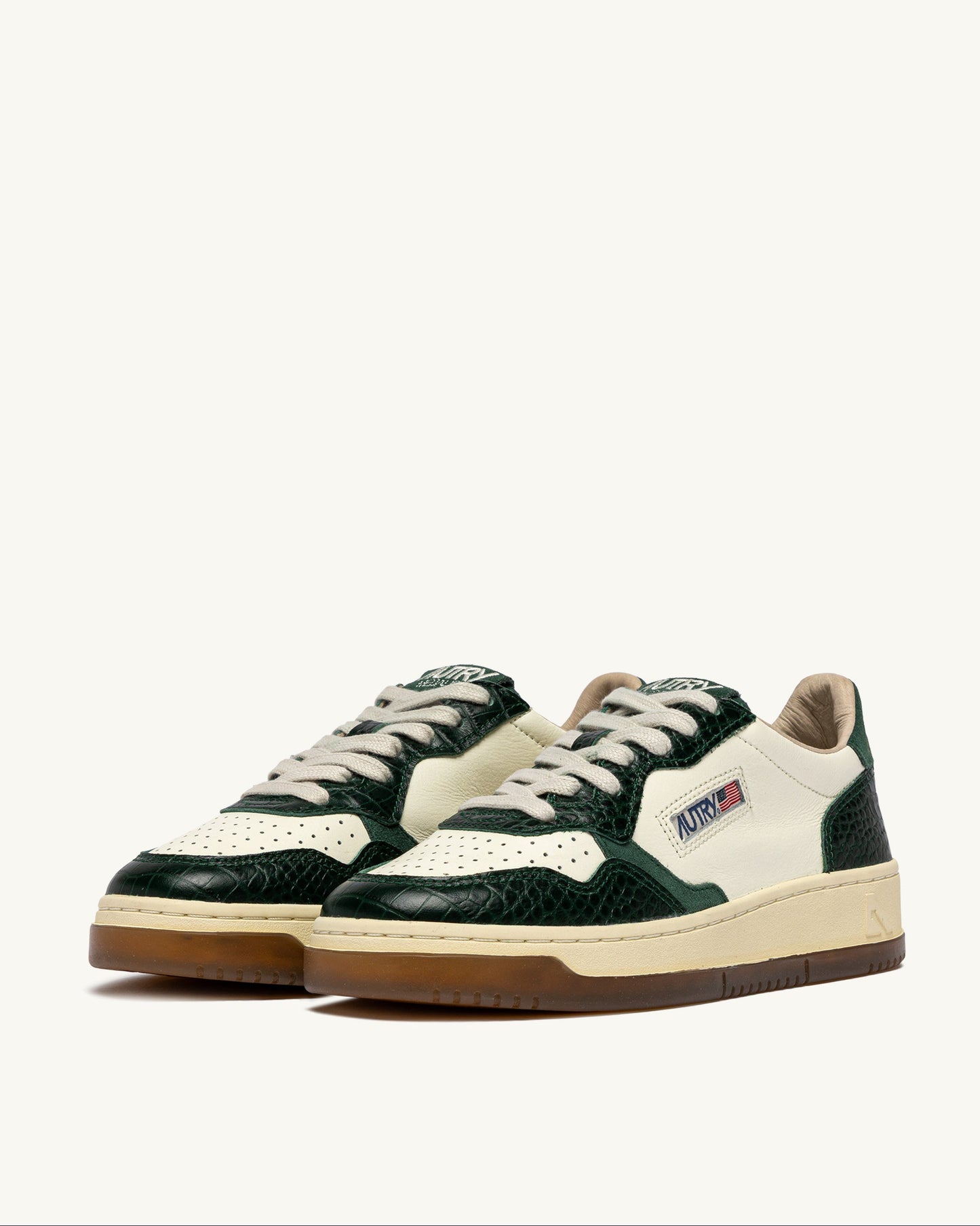 Autry CZ02 Marshmallow/Green sneakers
