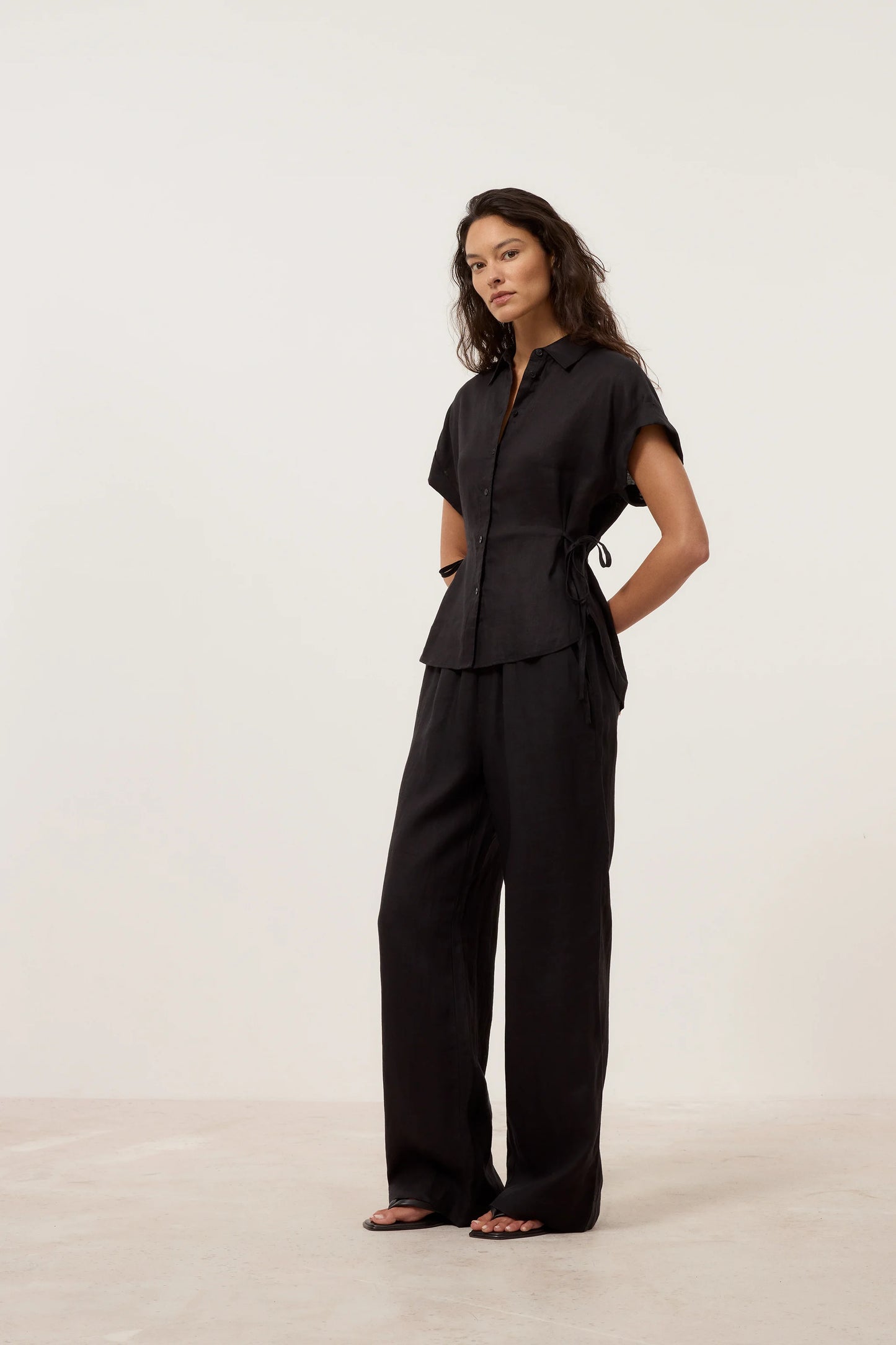 Closed Trouser Woman Wide Pants Winona Black