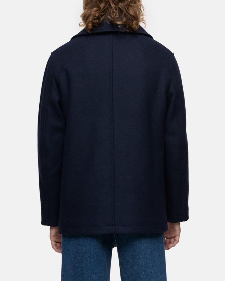 Closed Jacket Man Peacoat