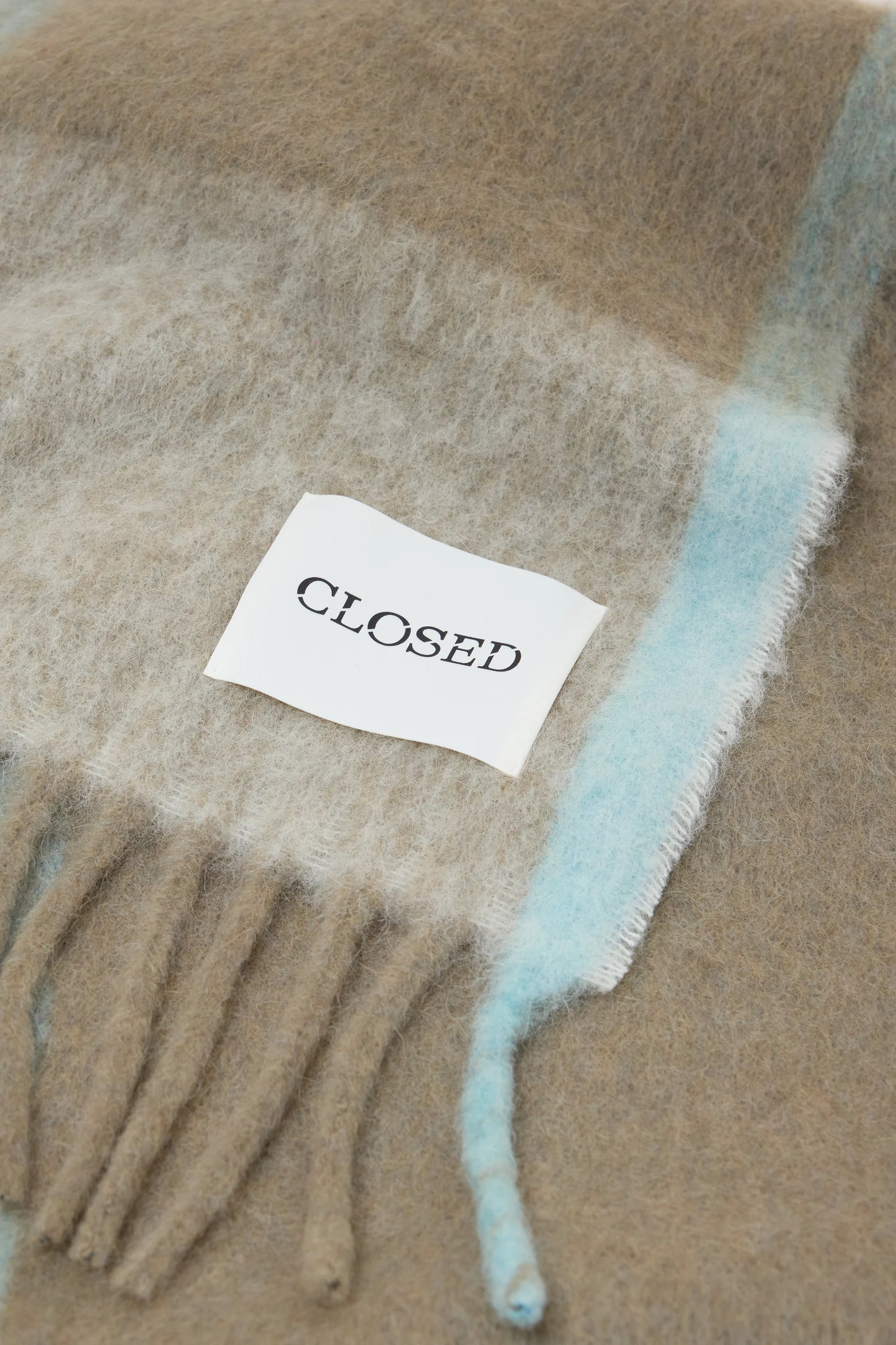 Closed Scarf Woman Galaxy Blue