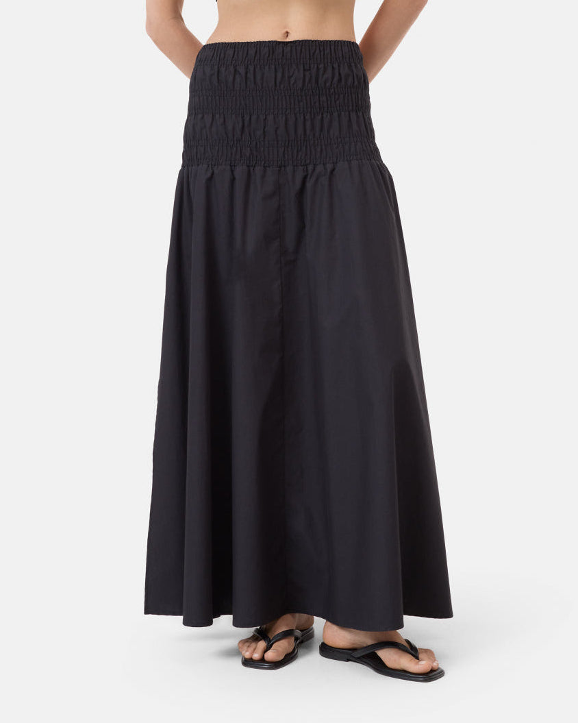 Closed Skirt Woman Gothered