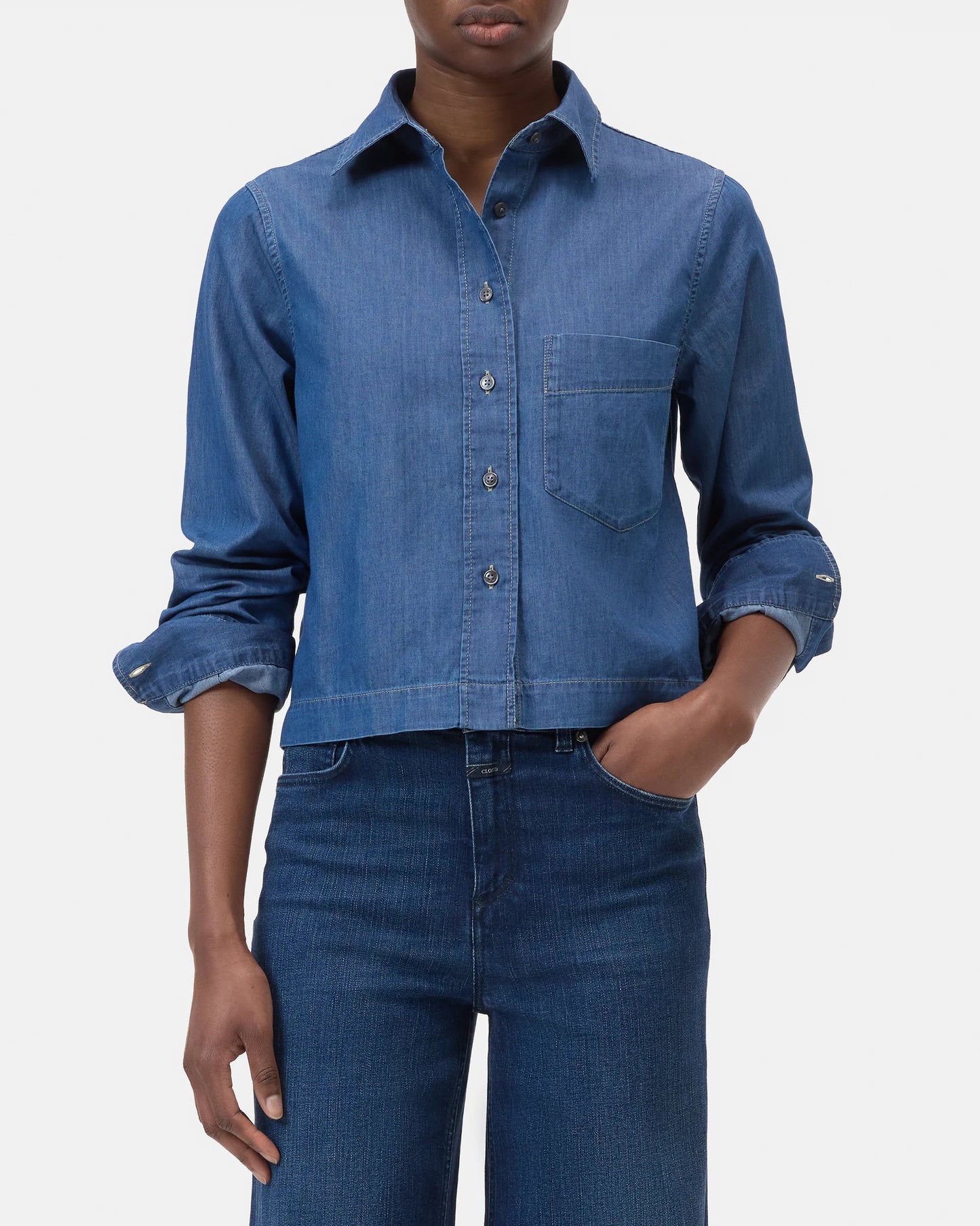 Closed Shirt Woman Cropped Classic