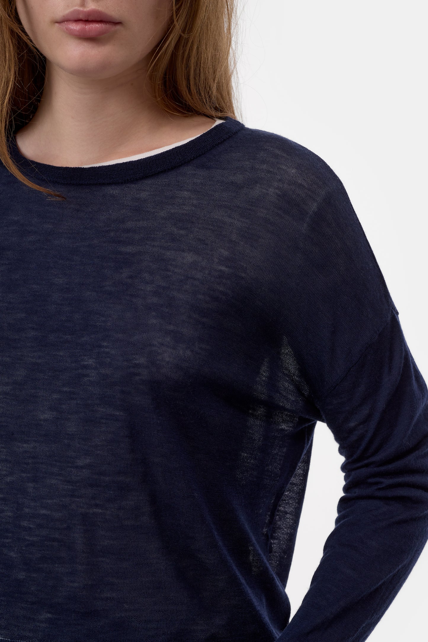Closed Sweater Woman Crew Neck Long Sleeve Light Dark Night