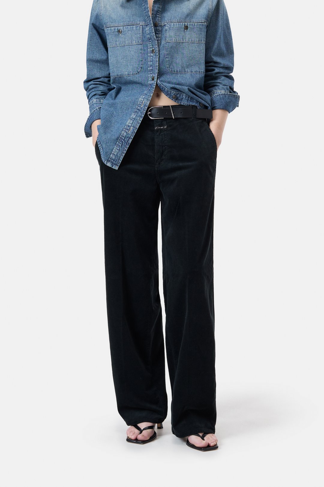 Closed Trouser Woman Jurdy Corduroy Black