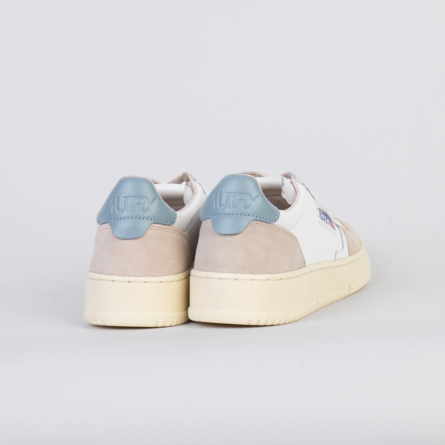 Autry LS79 White/SlvBlue sneakers