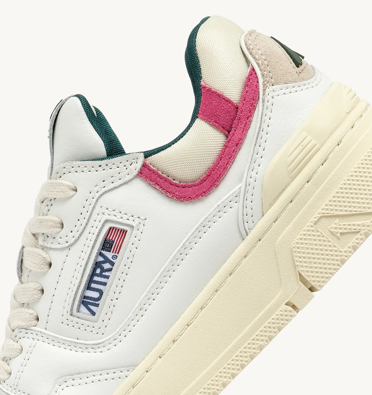 Autry MY02 White/Carmine Clc sneakers