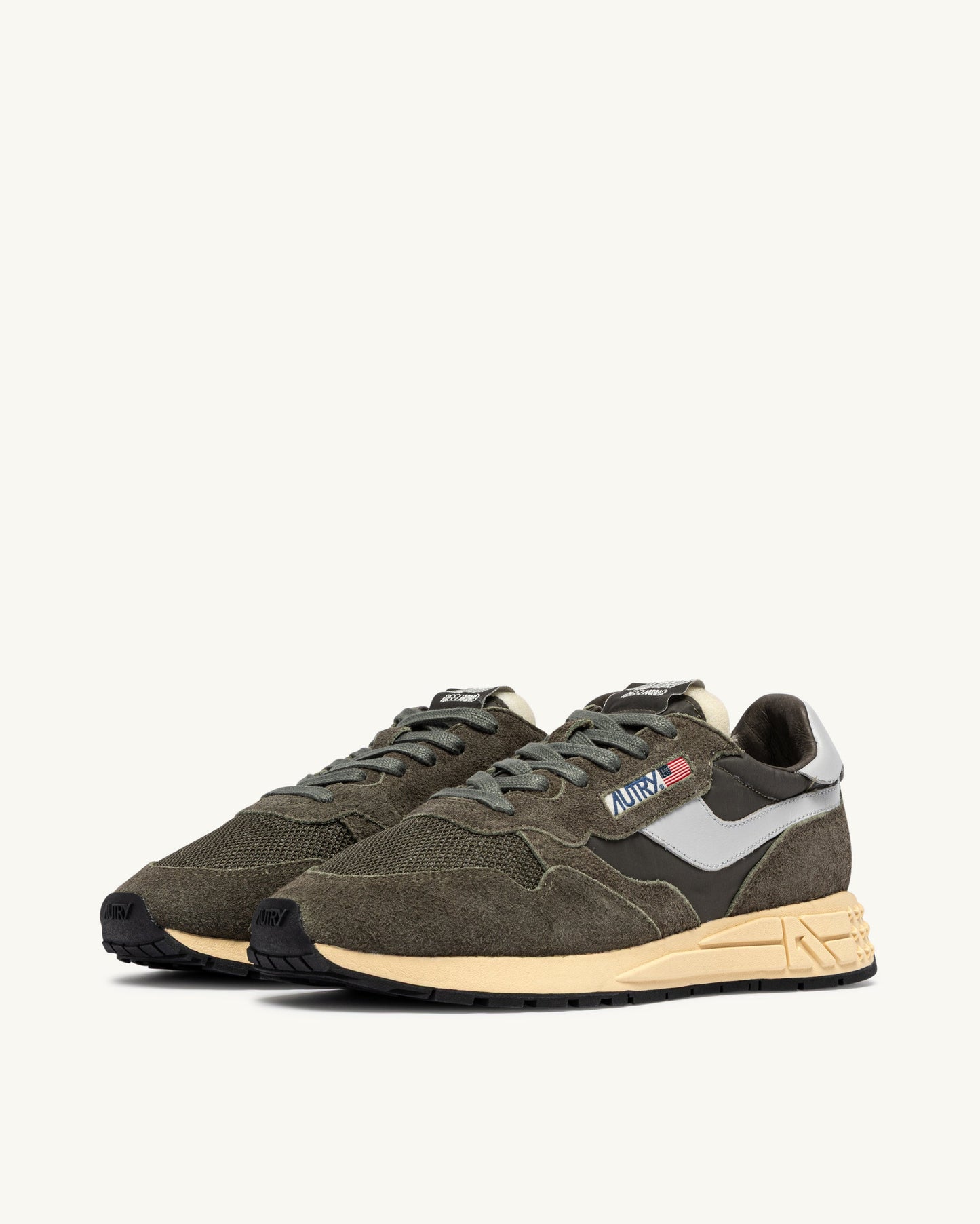 Autry UT52 Suede/Net Olive/Harbor Mist sneakers