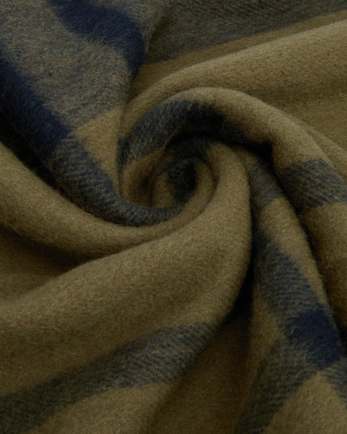 Barbour Scarf Maxine Tartan Black/Olive