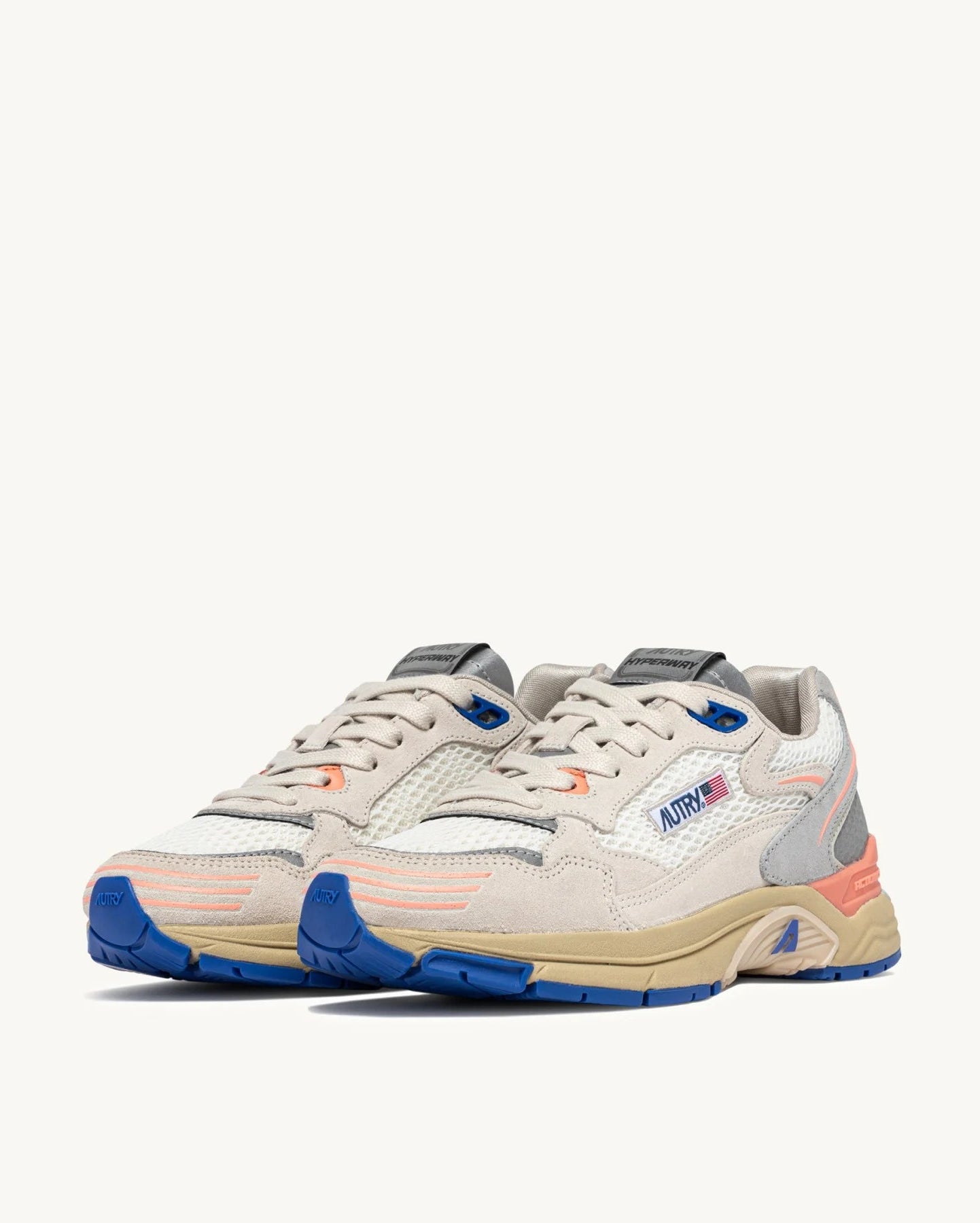 Autry HU02 White/Peach Pink sneakers