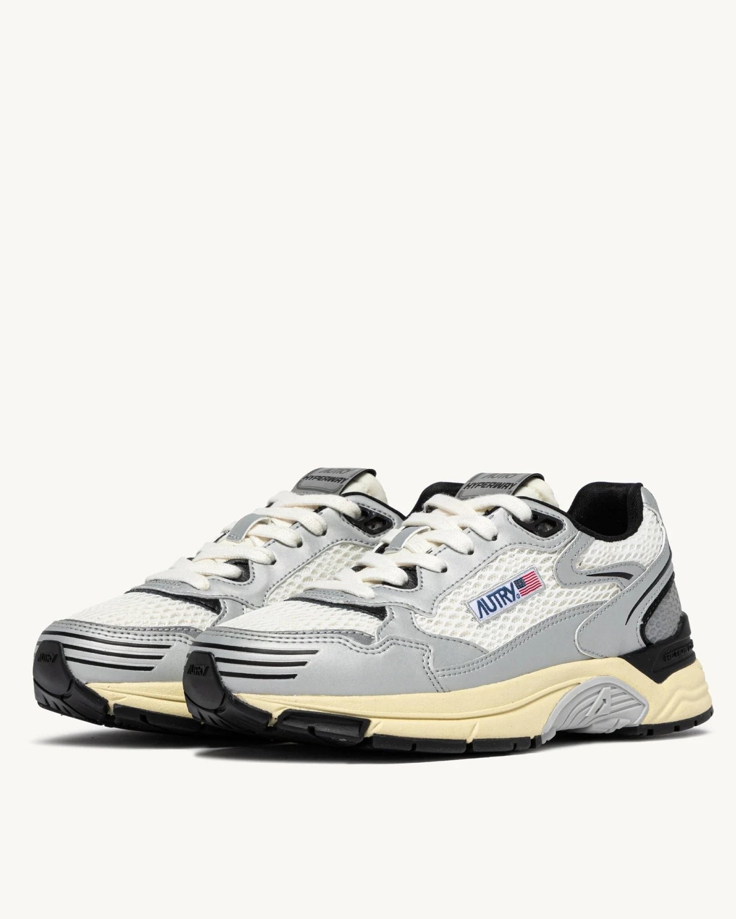 Autry MV03 Silver/White/Black sneakers