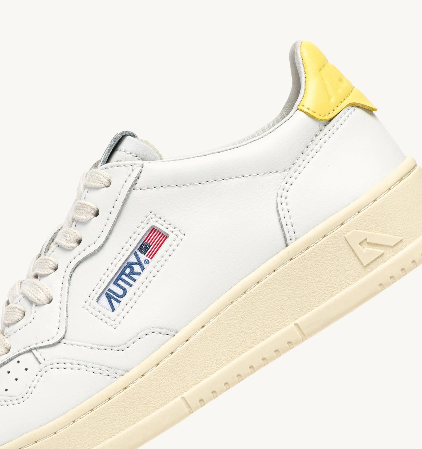 Autry LL06 White/Yellow sneakers