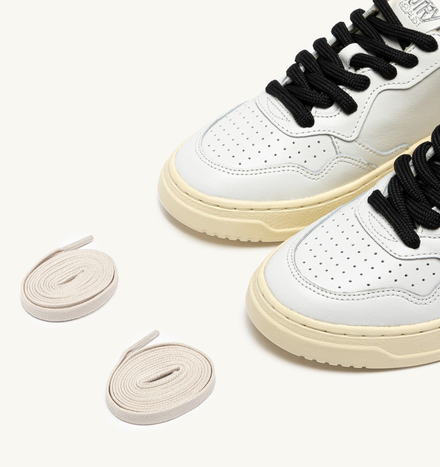 Autry OC01 White/Leopard sneakers