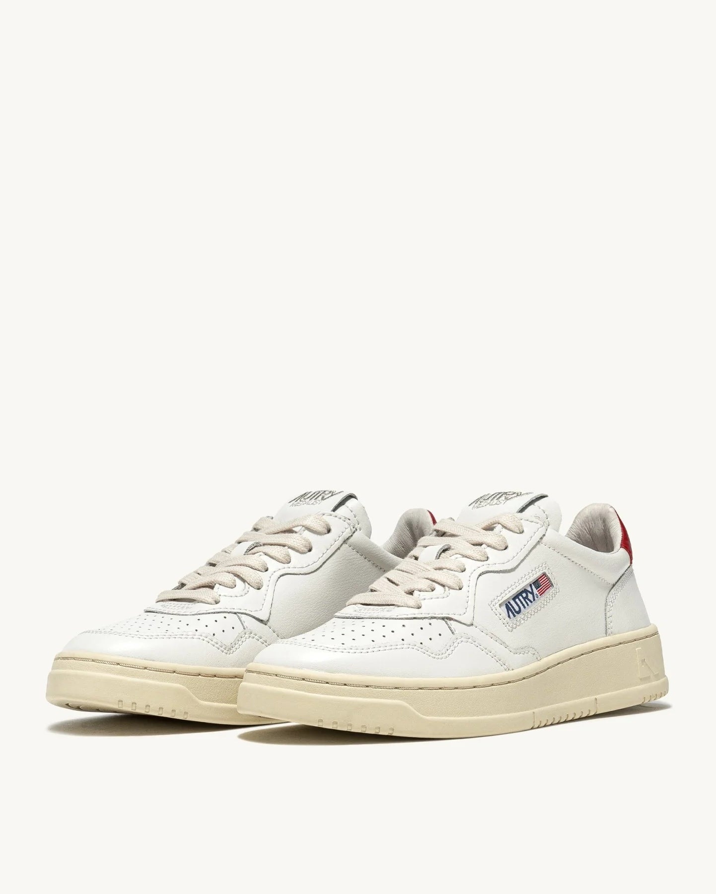 Autry LL21 White/Red sneakers