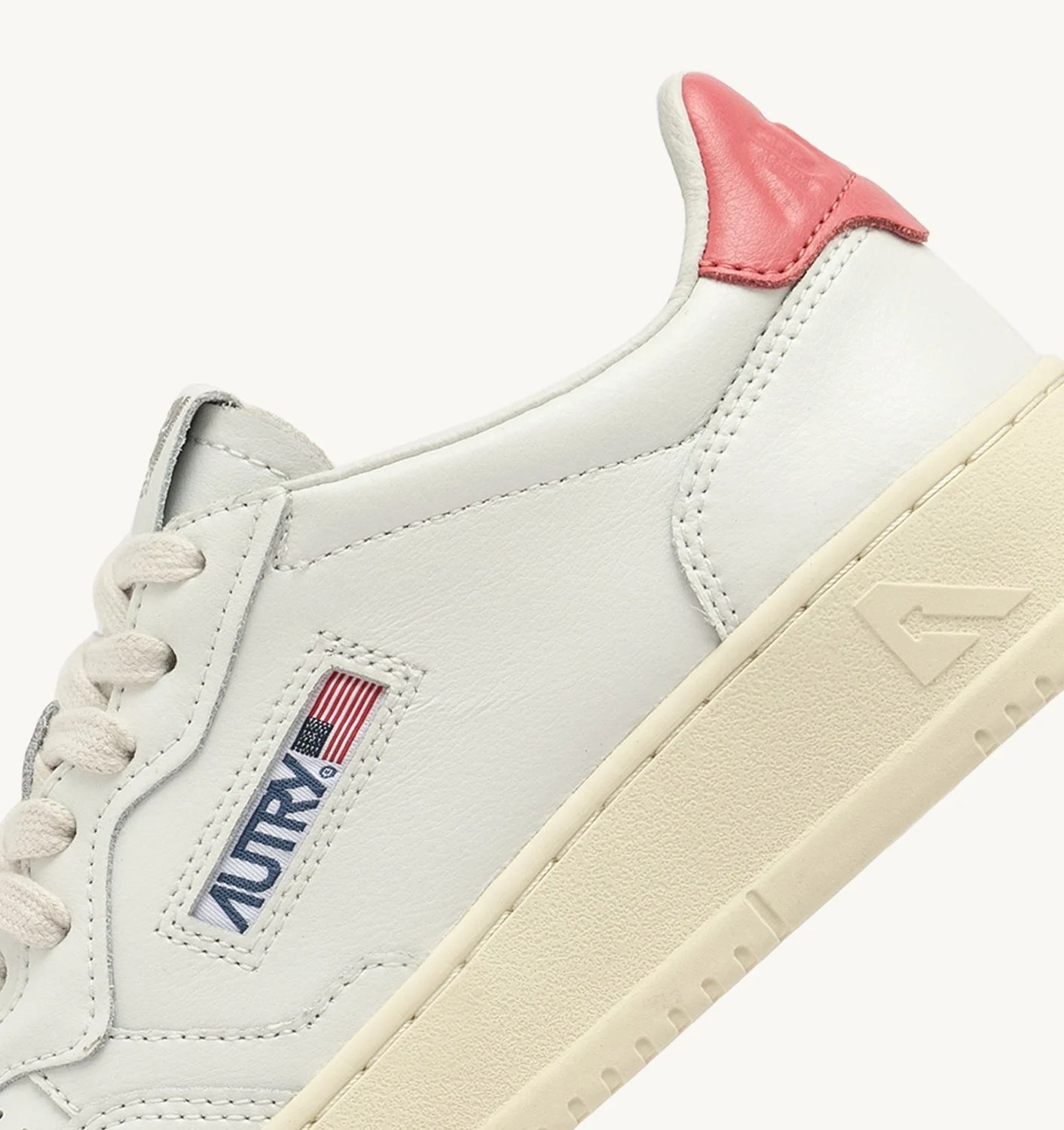 Autry LL78 White/Tearose sneakers