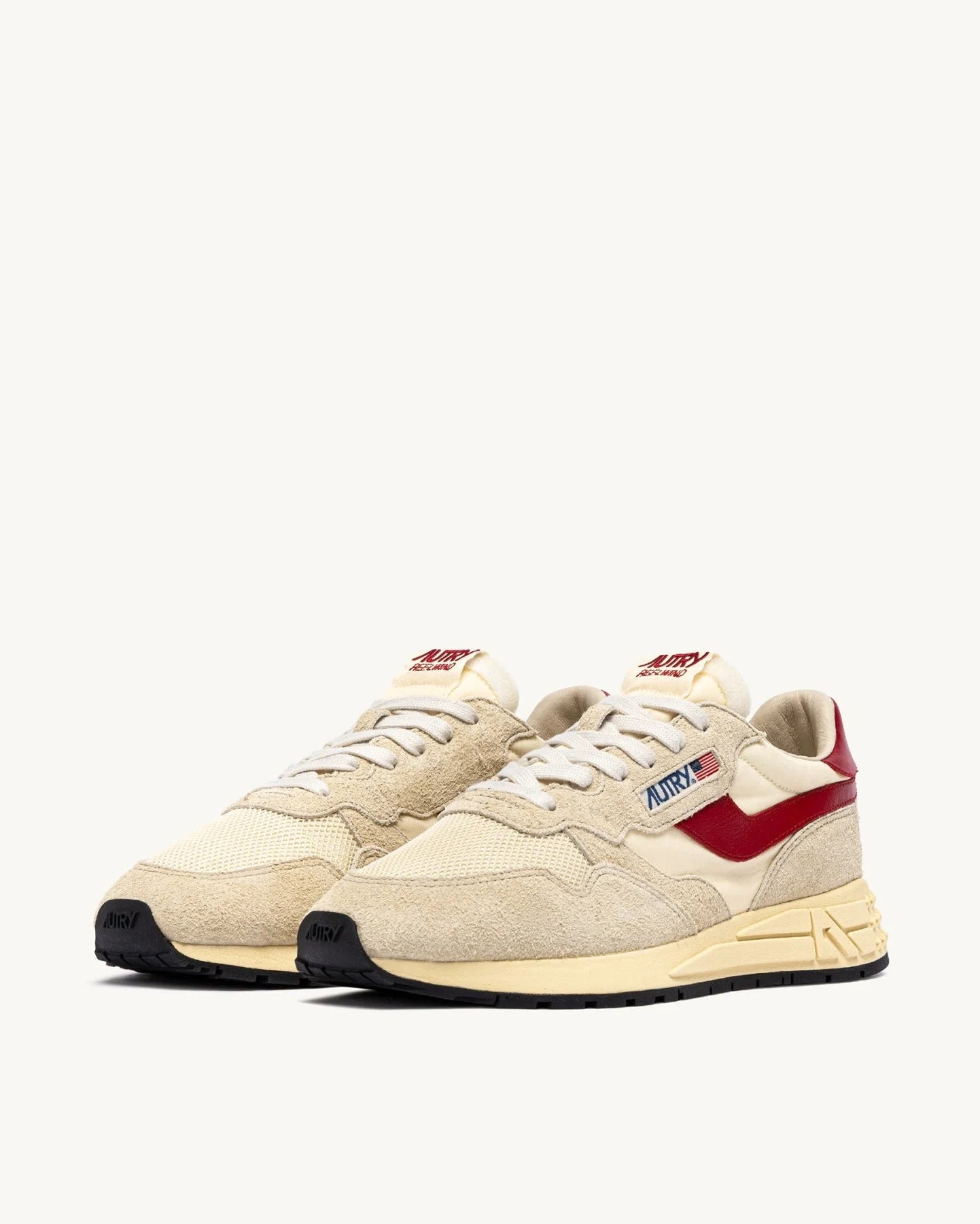 Autry UT34 Suede/Net Ecrù/Red sneakers