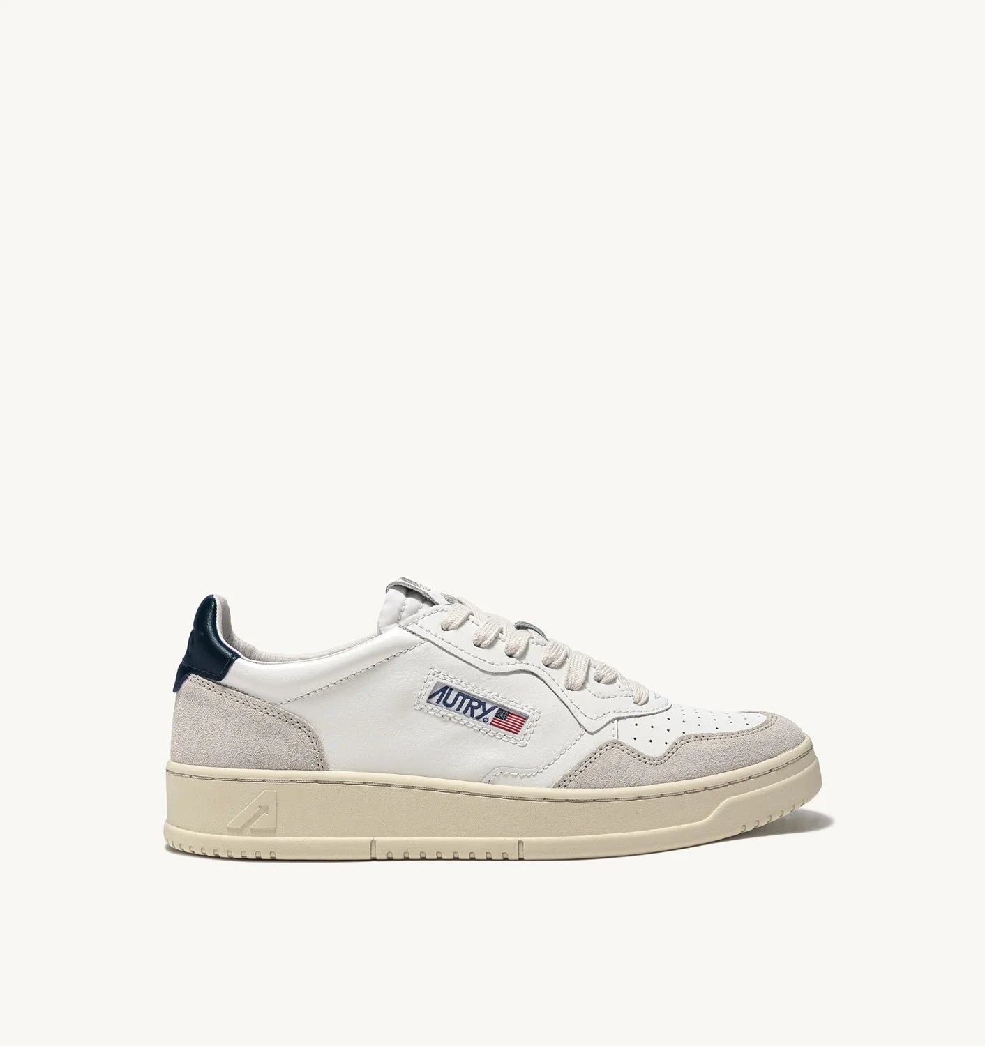 Autry LS28 White/Navy sneakers
